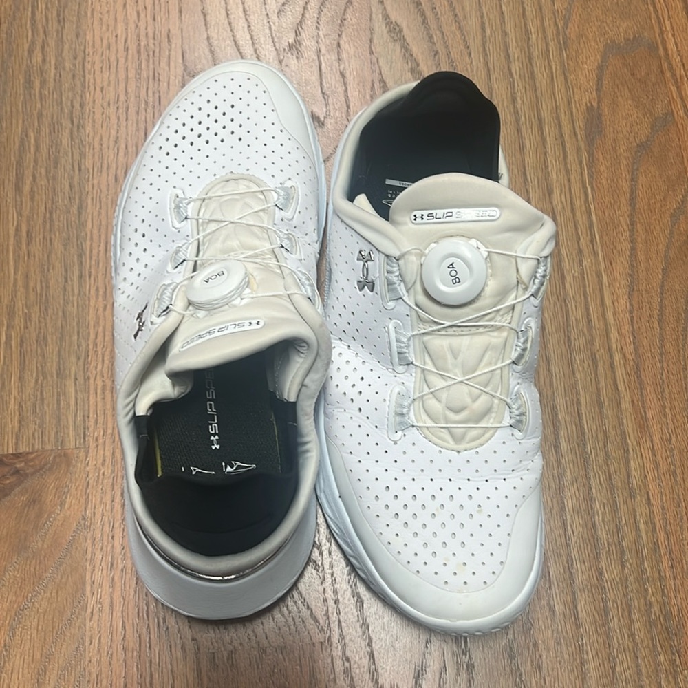 Under Armour slip speed shoes size 9.5 women’s